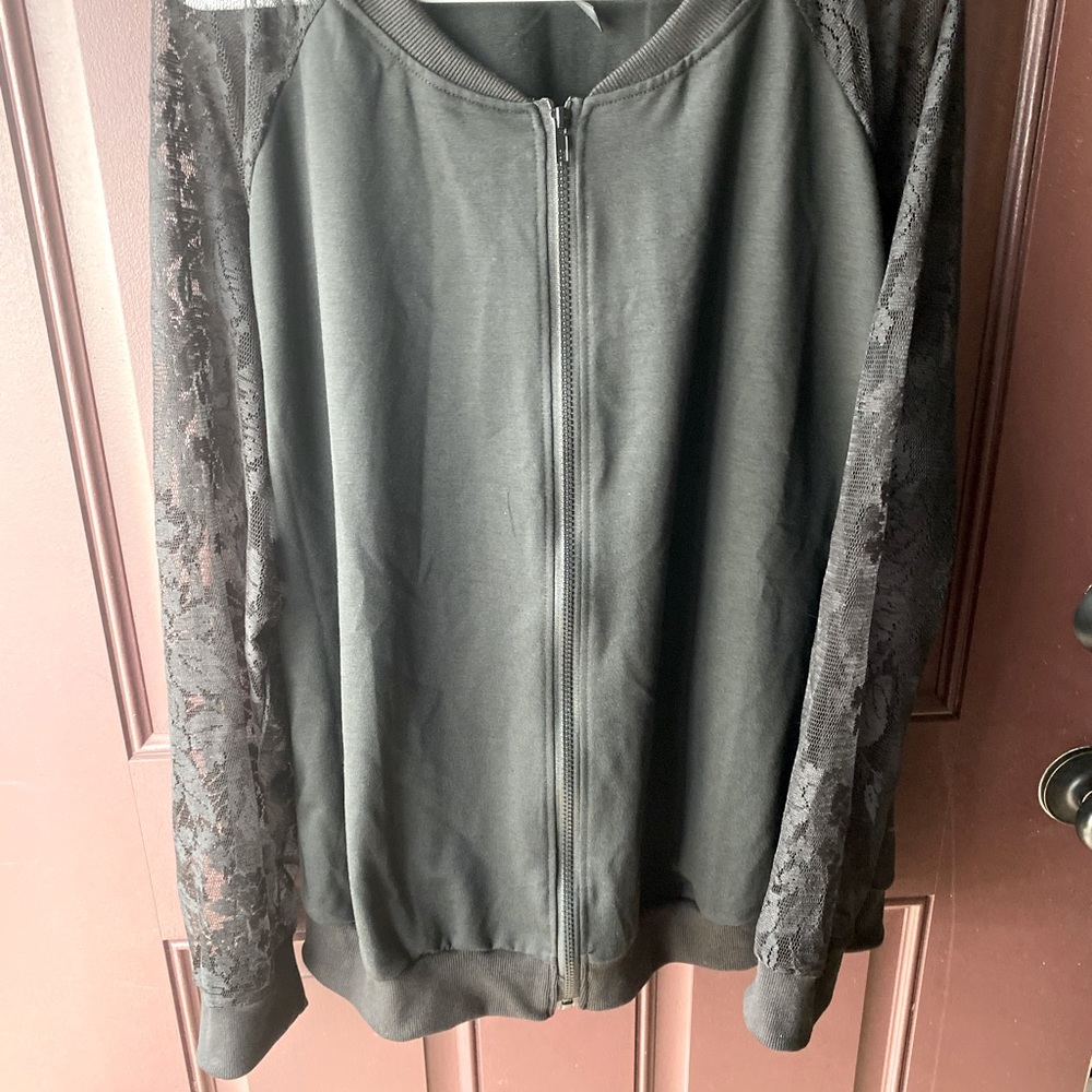 Plus 4x Black lace zip up cute jacket bomber